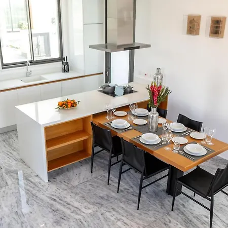וילה Laurus 6, Walking Distance To The *