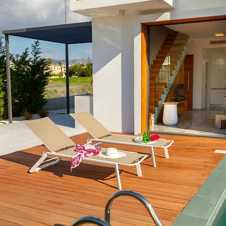 Βίλα Laurus 6, Walking Distance To The *