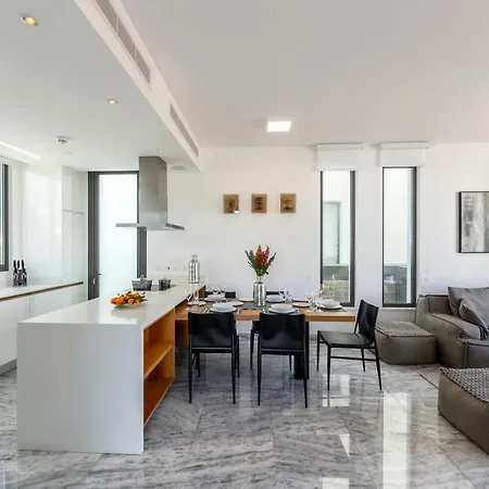 Βίλα Laurus 6, Walking Distance To The Πάφος